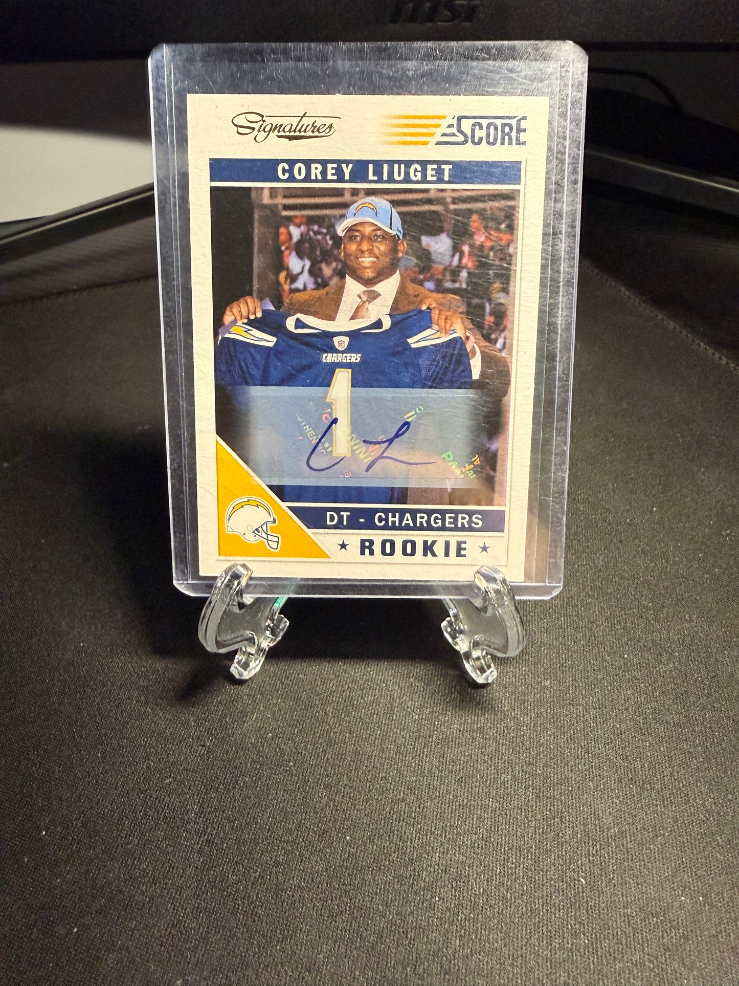 2011 Score Rookie Corey Liuget Auto